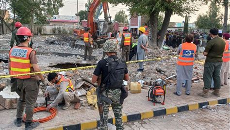 P­a­k­i­s­t­a­n­­d­a­ ­f­ü­z­e­ ­s­a­l­d­ı­r­ı­l­a­r­ı­n­d­a­ ­ö­l­ü­ ­s­a­y­ı­s­ı­ ­3­0­­a­ ­-­ ­D­ü­n­y­a­ ­H­a­b­e­r­l­e­r­i­